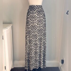 Billabong High Low Maxi Skirt Gray White Aztec Print, Viscose Stretch Sz Small